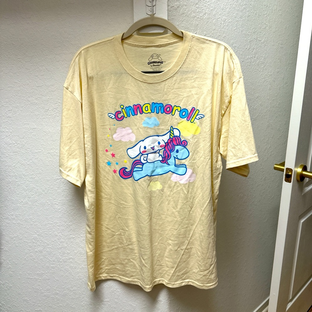 Cinnamoroll women’s tshirt